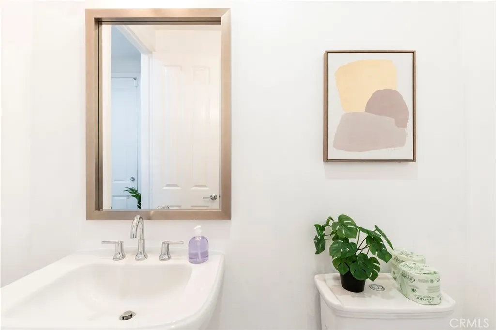 Additional image 111 of 816 E Promenade Unit A, Azusa, CA 91702