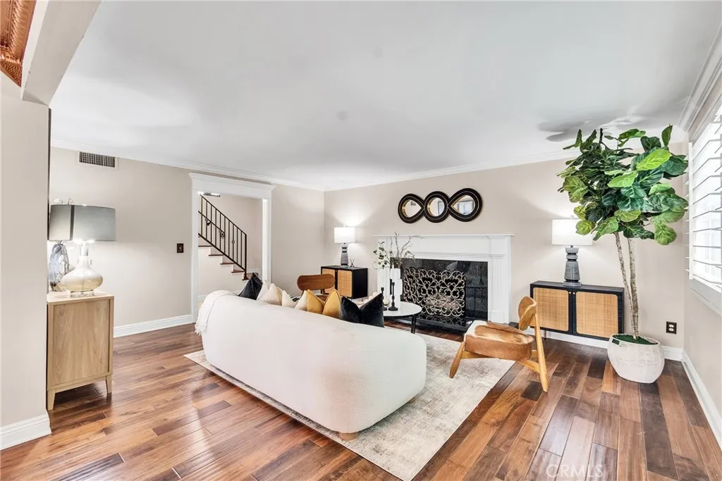 Additional image 83 of 210 S Trevor St, Anaheim, CA 92806