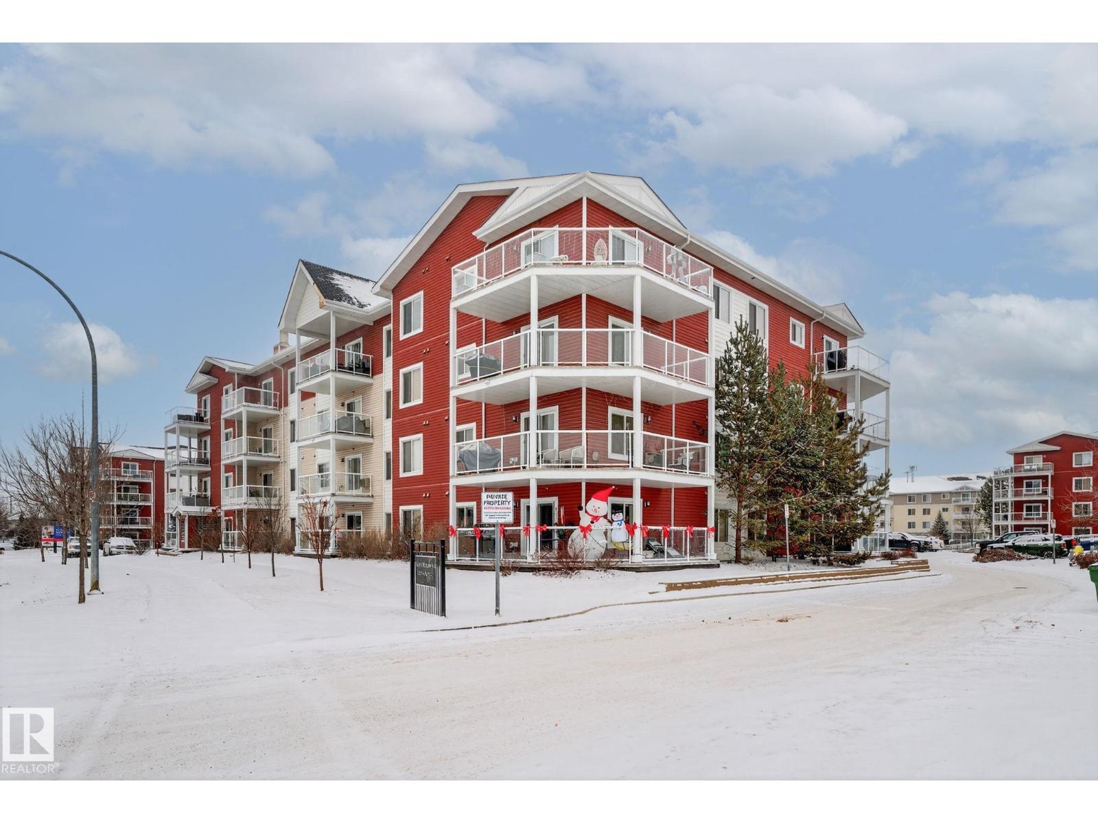 #104 2207 44 AV NW NW|Edmonton, Alberta T6T0T2