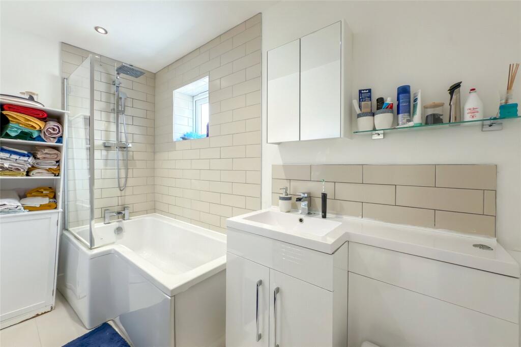 Additional image 14 of The Ridgeway, St. Albans, Hertfordshire, AL4