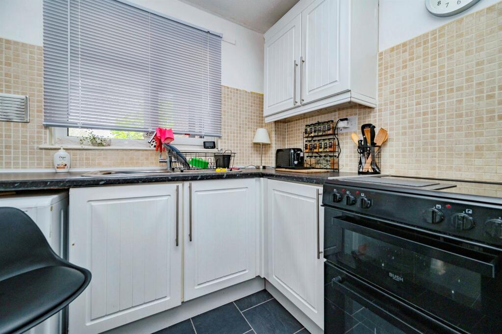 Additional image 7 of Thundridge Close, Welwyn Garden City