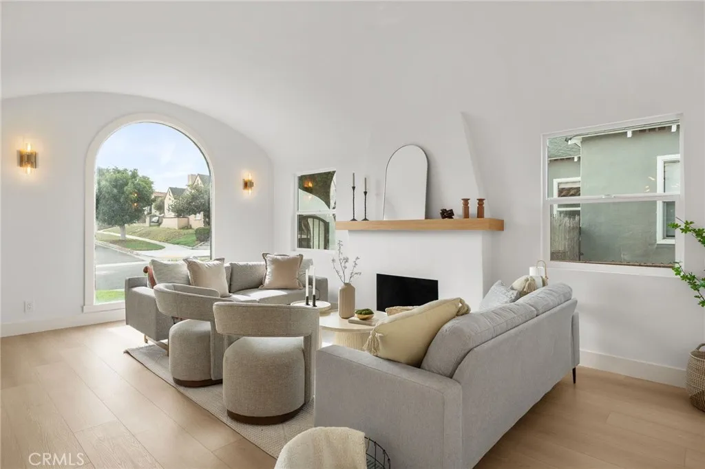 Additional image 34 of 3477 Floresta Ave, Los Angeles, CA 90043