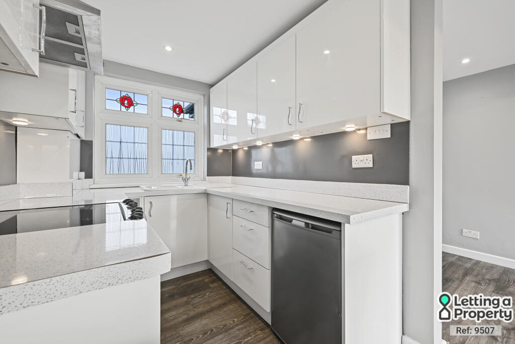 Additional image 3 of High Street, Colney Heath, St. Albans, Hertfordshire, AL4 0NS