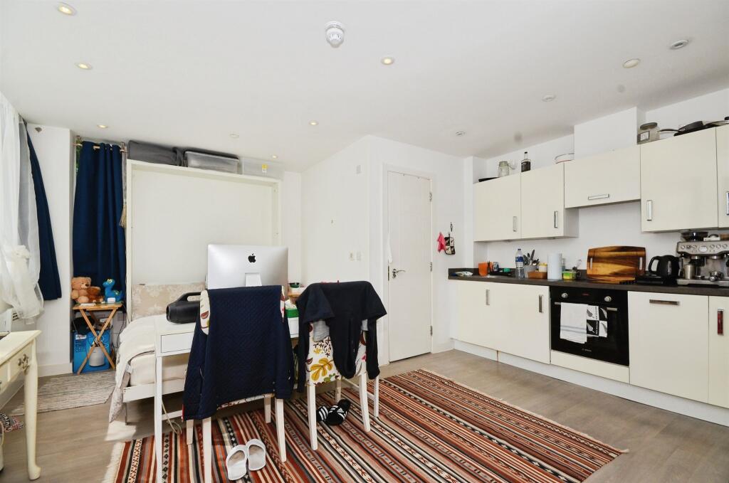 Additional image 3 of Newsom Place, St. Albans