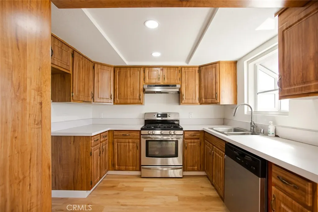 Additional image 8 of 8216 Glencrest, Sun Valley, CA 91352