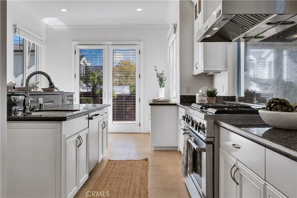 Additional image 92 of 516 Penn St, El Segundo, CA 90245