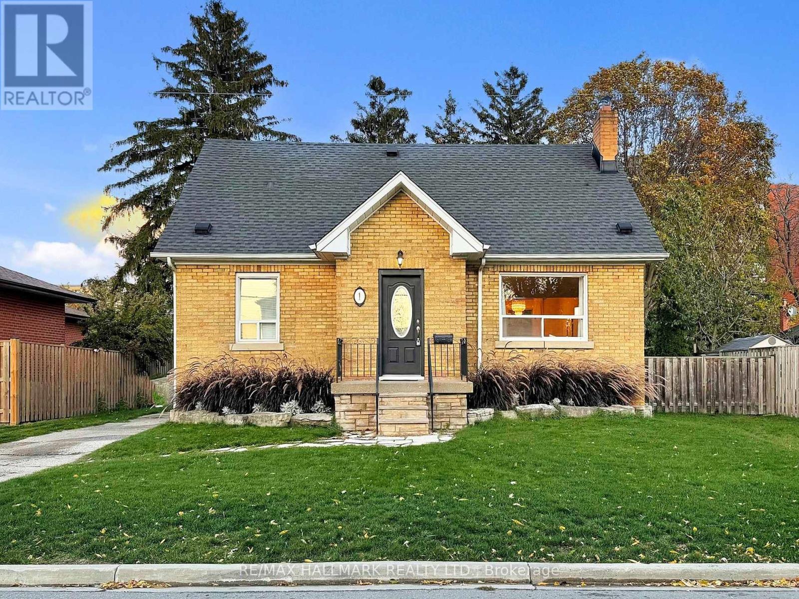 1 ANDREW AVENUE|Toronto (Cliffcrest), Ontario M1M3G8