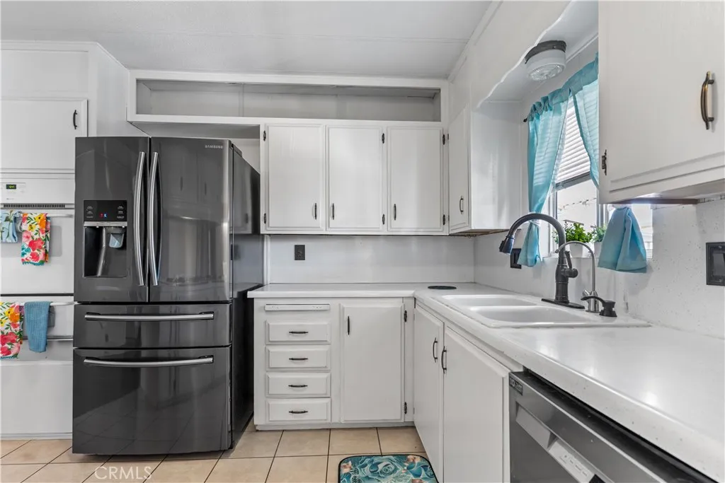 Additional image 15 of 13393 Mariposa Rd #99, Victorville, CA 92395