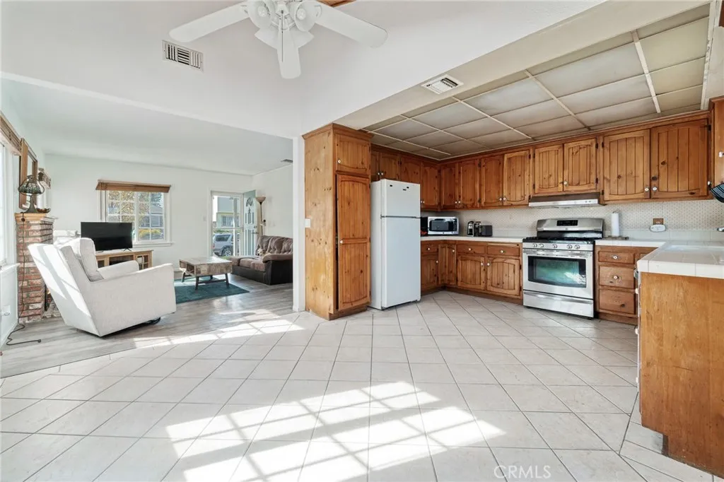 Additional image 33 of 1710 N Evergreen Street, Burbank, CA 91505