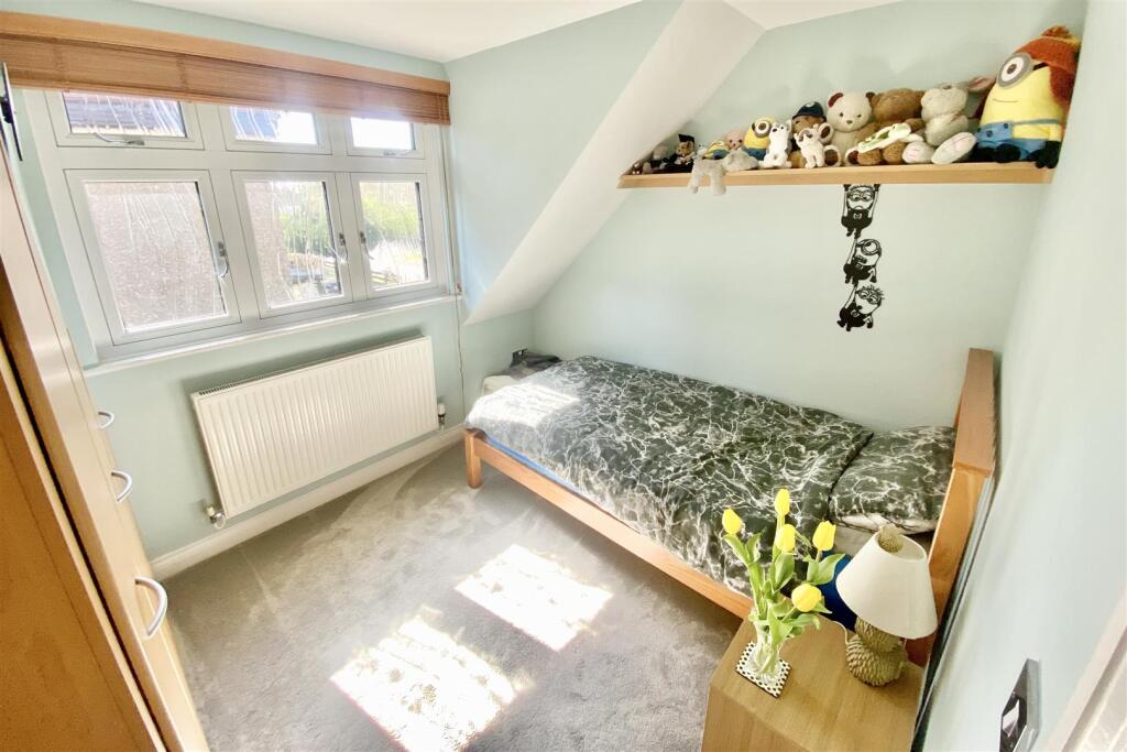 Additional image 17 of ,Mount Drive, Park Street, St. Albans, Hertfordshire, AL2