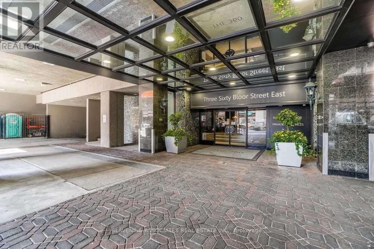 1213 - 360 BLOOR STREET E|Toronto (Rosedale-Moore Park), Ontario M4W3M3