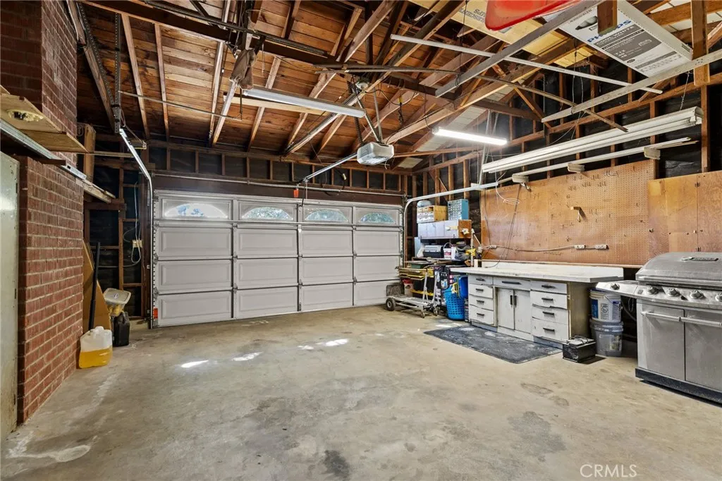 Additional image 65 of 340 E Shamrock St, Rialto, CA 92376