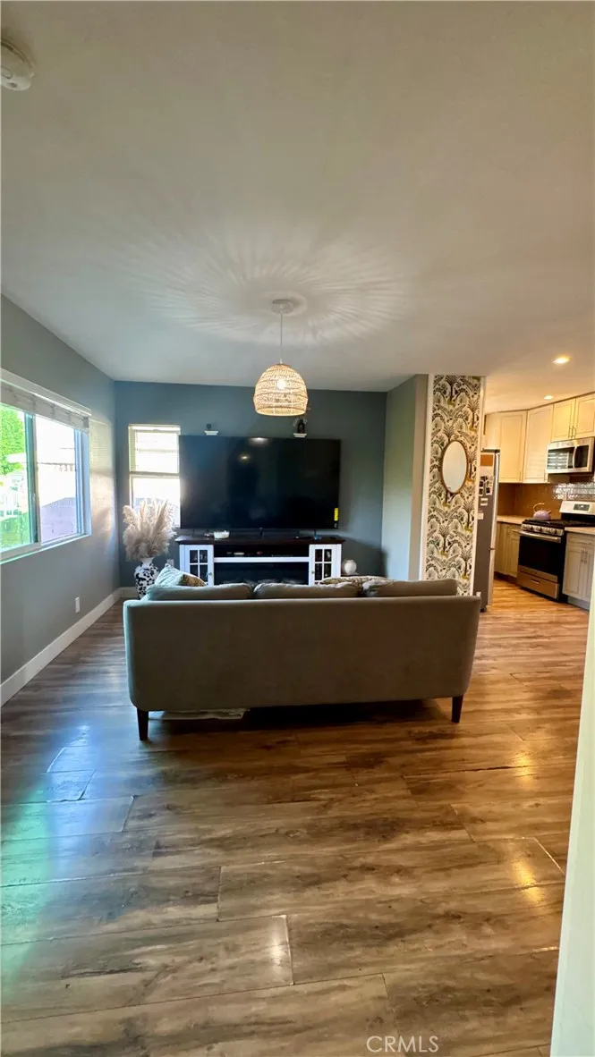 Additional image 69 of 806 E 91st St, Los Angeles, CA 90002