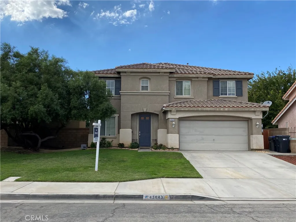 43643 Byron Drive, Lancaster, CA 93535 photo 2