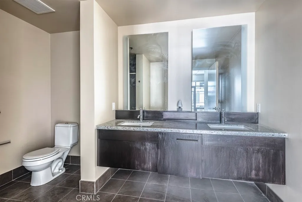 Additional image 37 of 1111 S Grand Ave, Los Angeles, CA 90015