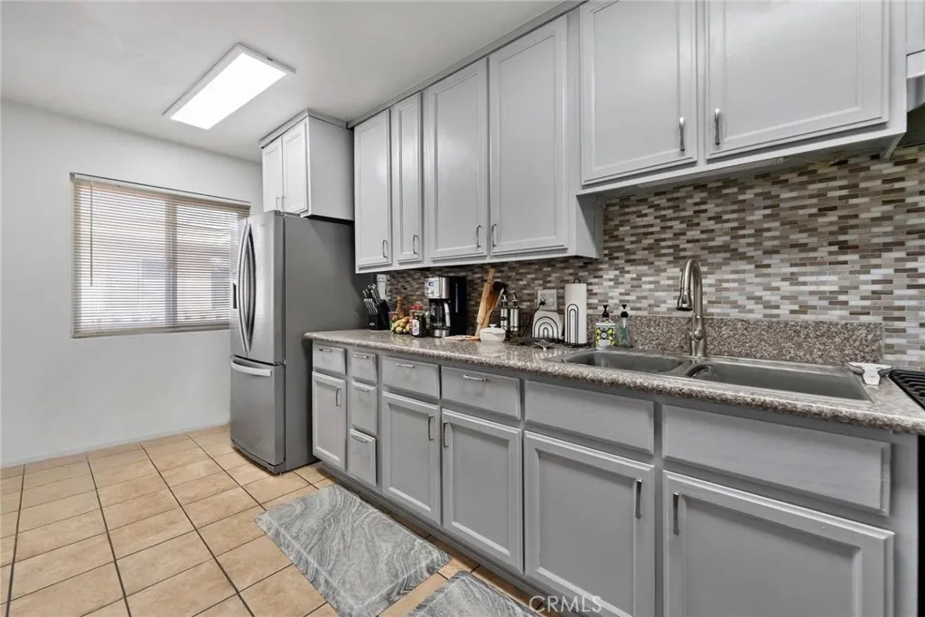 Additional image 3 of 3325 Santa Fe Ave Unit 120, Long Beach, CA 90810