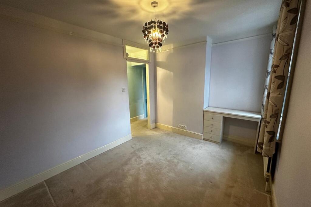 Additional image 10 of New Road, AL6