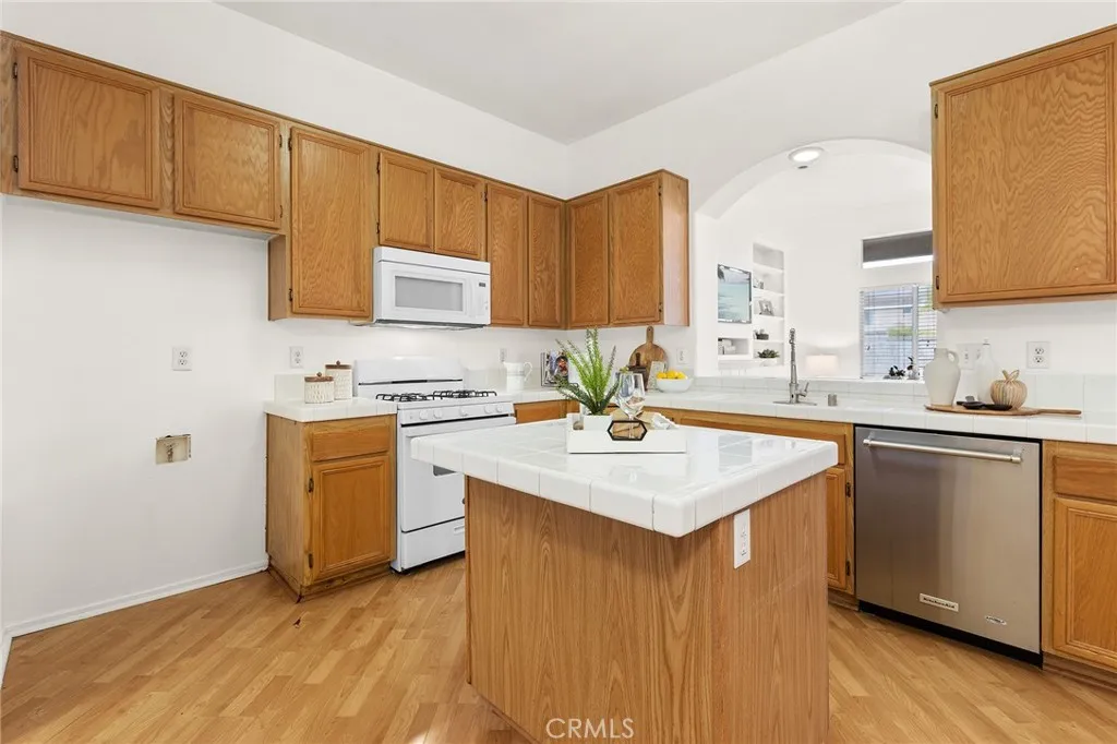 Additional image 14 of 39847 Cote D Azure Dr, Murrieta, CA 92563