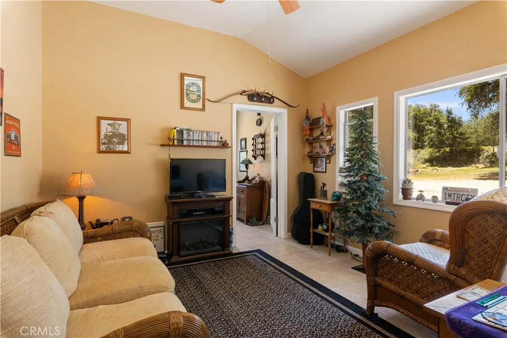 Additional image 121 of 608 Dixon Drive, Lakeport, CA 95453