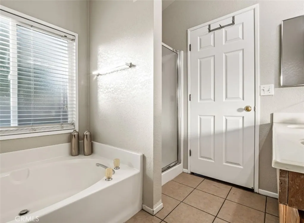 Additional image 18 of 27807 Sunrise Ln, Canyon Country, CA 91351