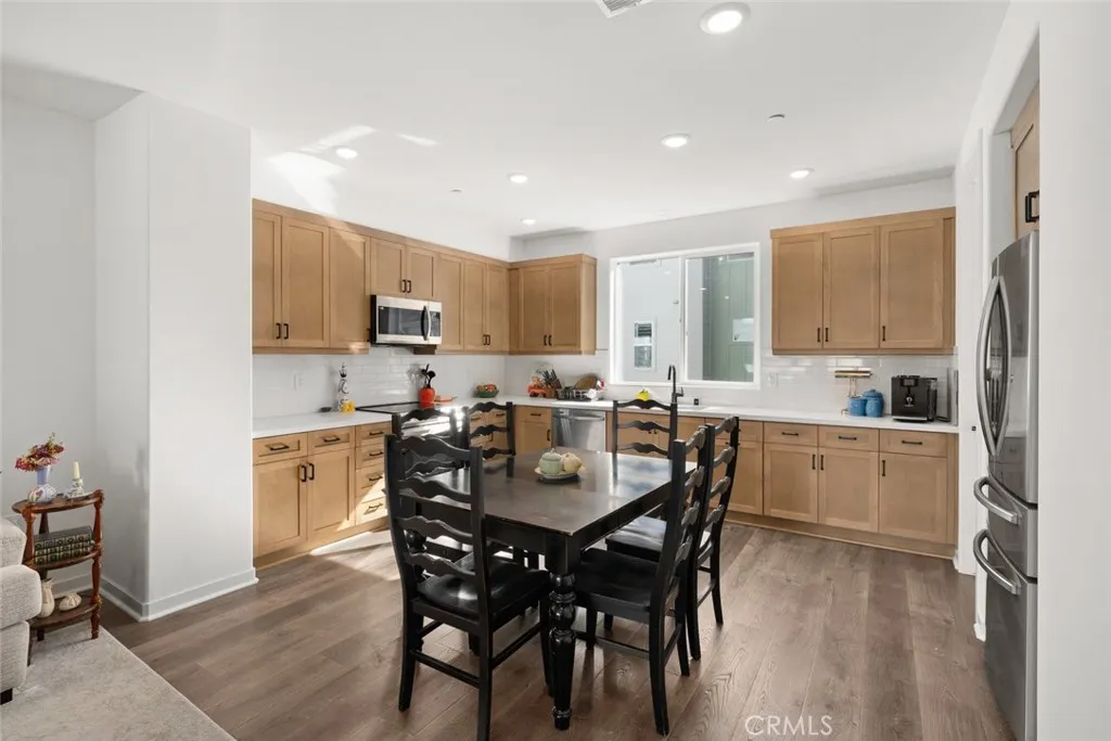 Additional image 56 of 905 Madonna Rd Unit 14, San Luis Obispo, CA 93405