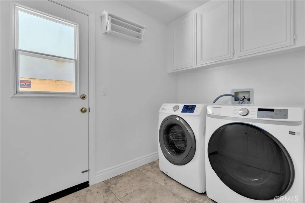 Additional image 26 of 32 Salinas, Lake Forest, CA 92610