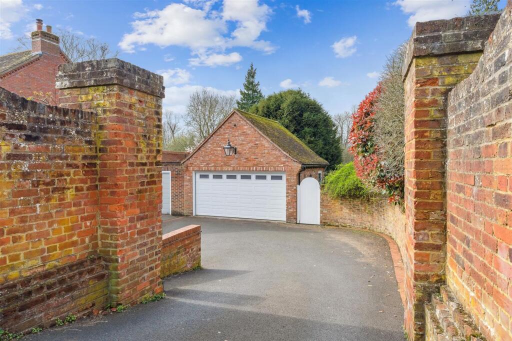 Additional image 11 of Fishpool Street, St. Albans, AL3