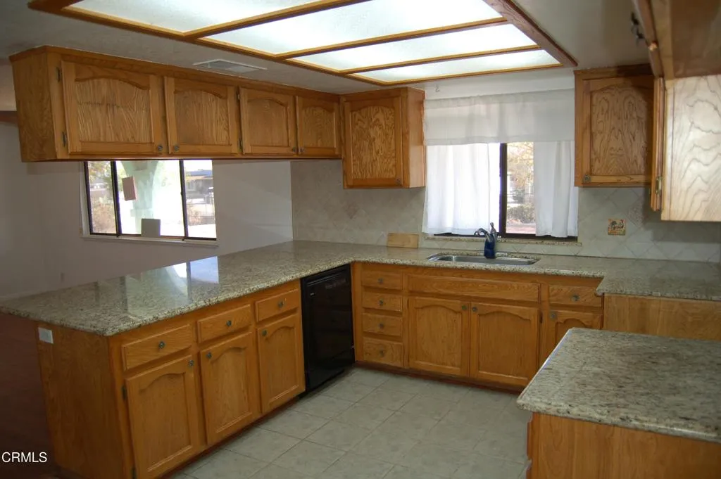 Additional image 5 of 7670 Newhall Avenue, Hesperia, CA 92345