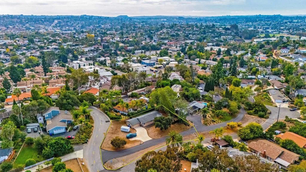 Additional image 20 of 213 Beaumont Drive, Vista, CA 92084