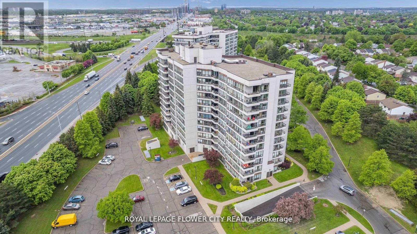 Property image for 603 - 10 LAURELCREST STREET|Brampton (Queen Street Corridor), Ontario L6S5Y3
