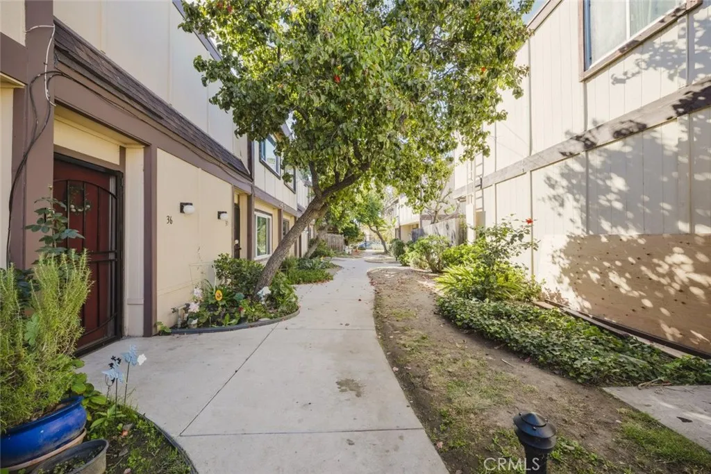 Additional image 4 of 9318 Van Nuys Boulevard Unit 26, Panorama City, CA 91402