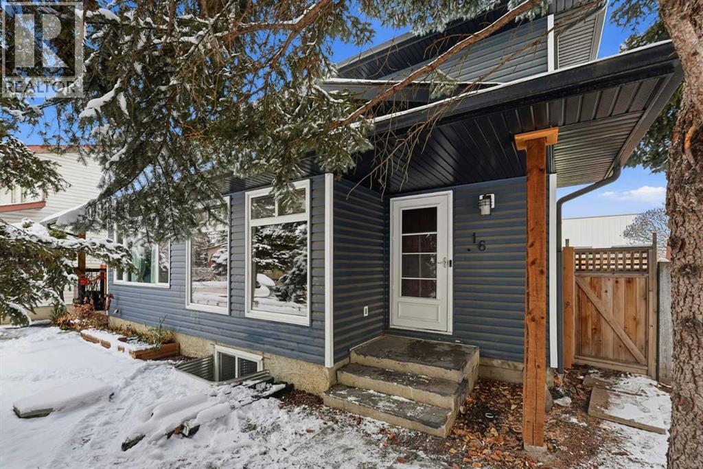 16 Cedarwood Rise SW|Calgary, Alberta T2W3H9