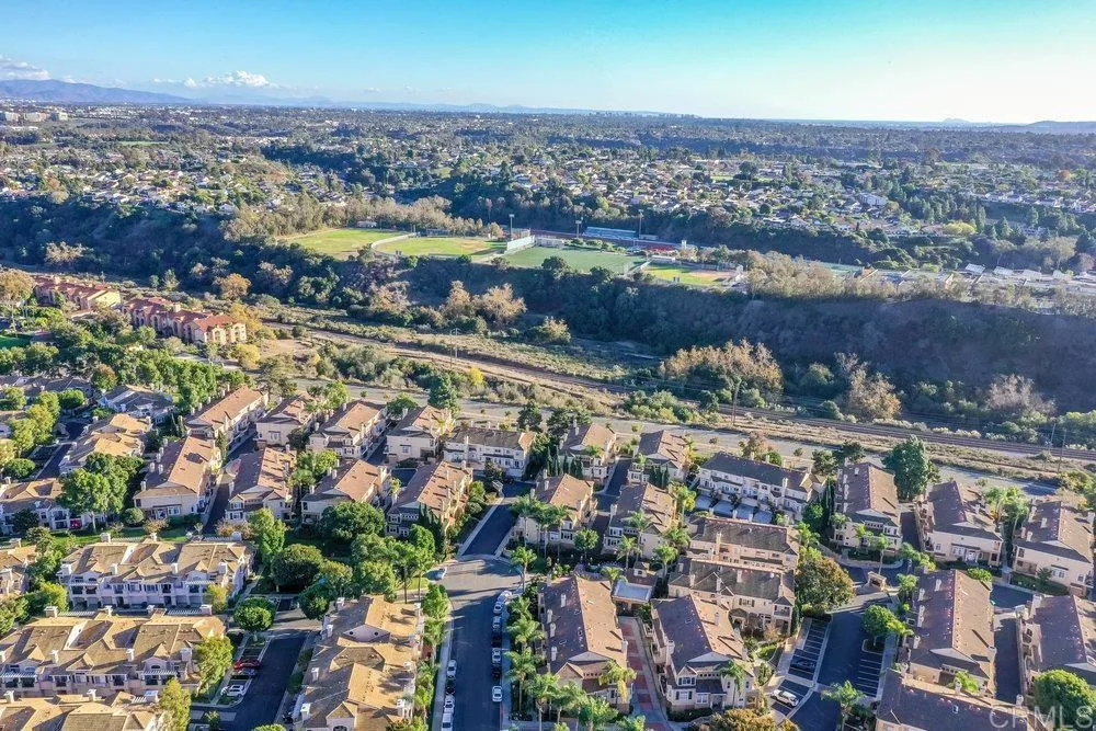 Additional image 80 of 7125 Calabria Court Unit D, San Diego, CA 92122