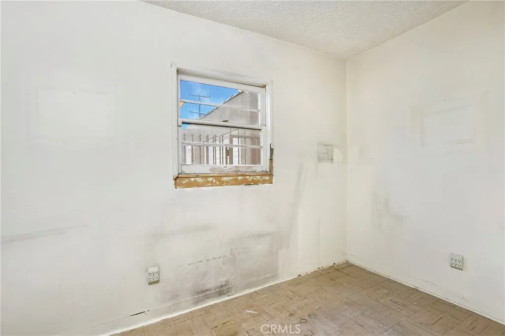 Additional image 11 of 925 N Dickel Street, Anaheim, CA 92805