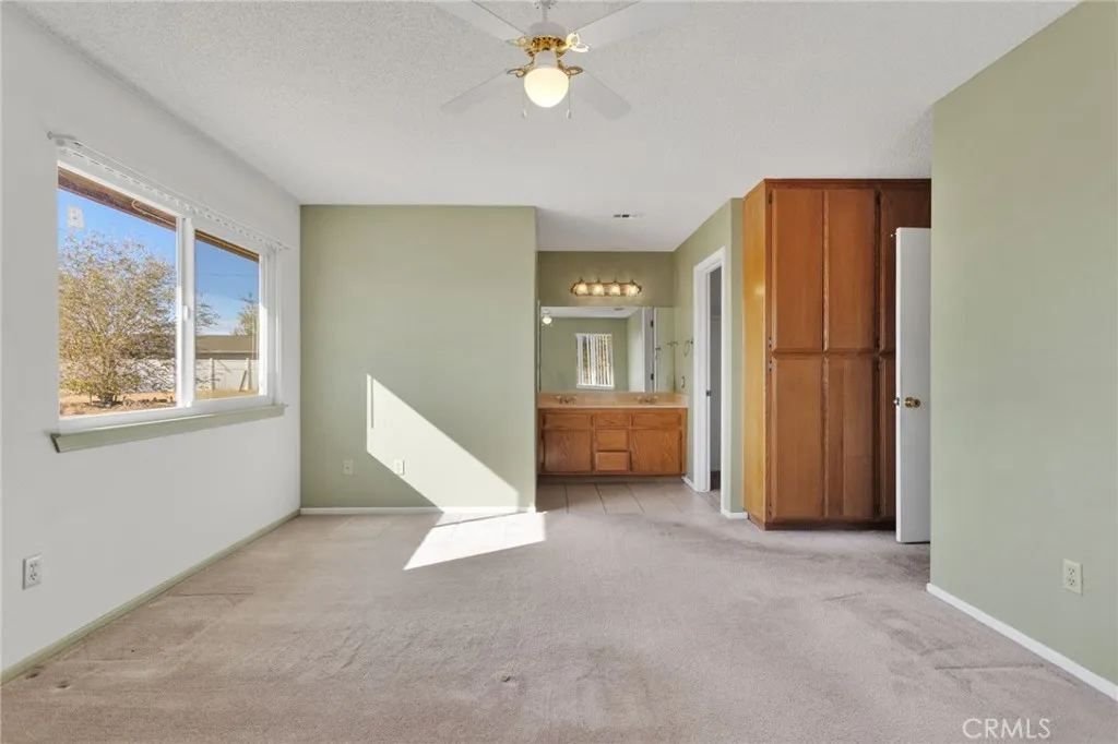 Additional image 84 of 22111 Isatis Ave, Apple Valley, CA 92307