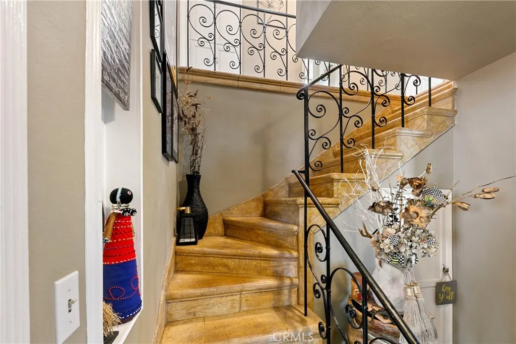 Additional image 28 of 3907 Edgehill Drive, Leimert Park, CA 90008