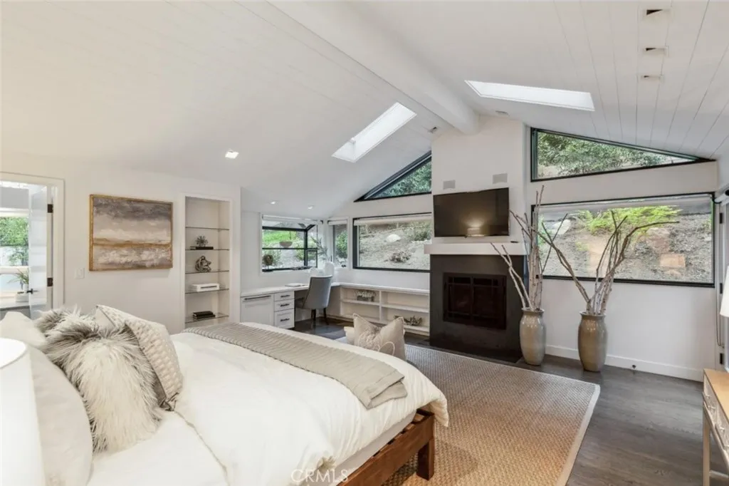 Additional image 43 of 176 Los Trancos Cir, Portola Valley, CA 94028