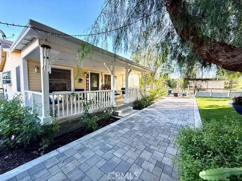 Additional image 3 of 30076 Bouquet Canyon Rd, Saugus, CA 91390