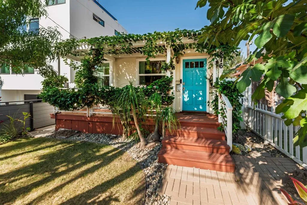 Additional image 39 of 876 Thomas Avenue, San Diego, CA 92109