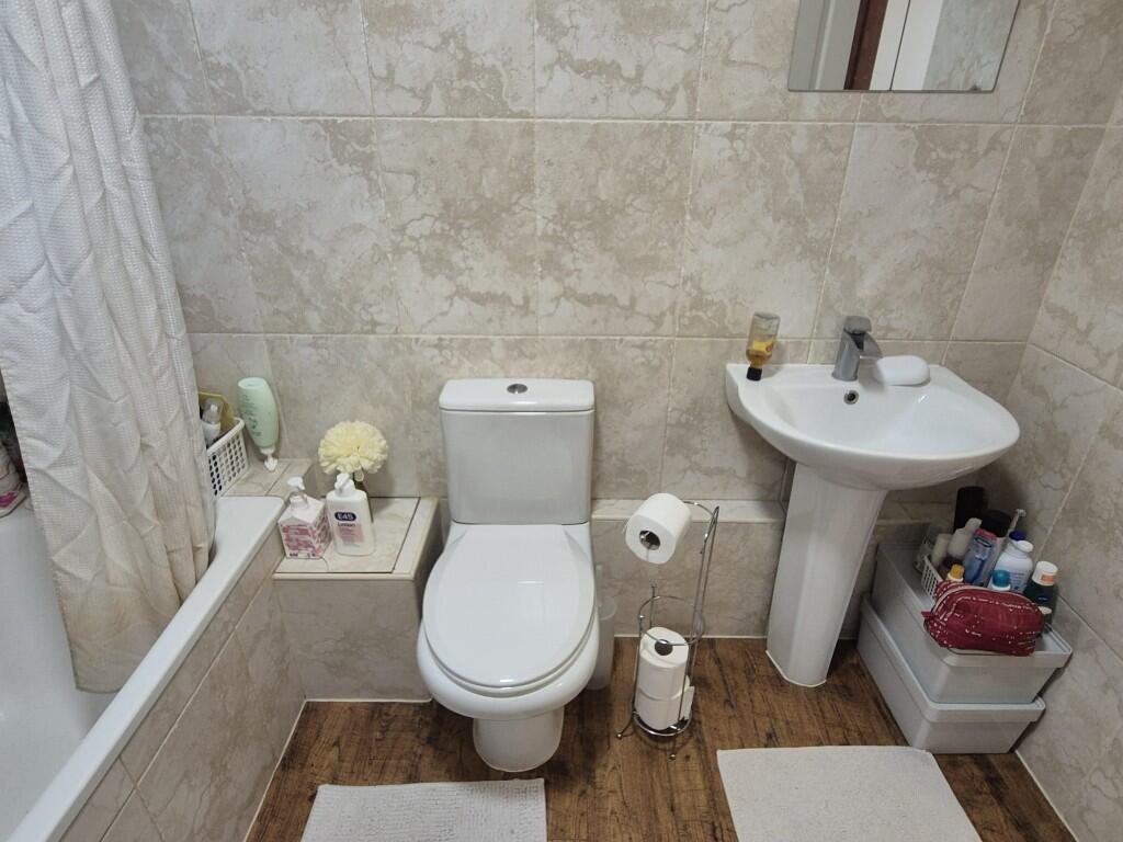 Additional image 7 of Edward Close, St. Albans, Hertfordshire, AL1