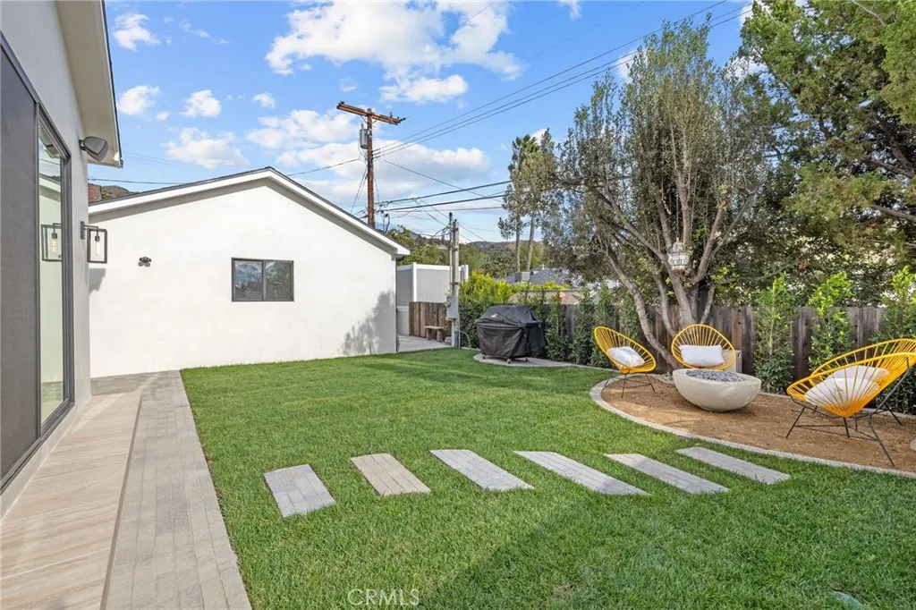 Additional image 51 of 742 Groton Dr, Burbank, CA 91504