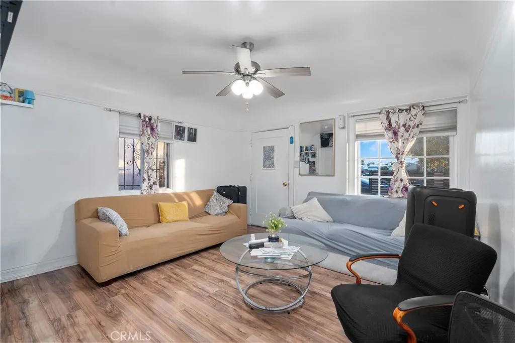 Additional image 42 of 641 W 108th St, Los Angeles, CA 90044