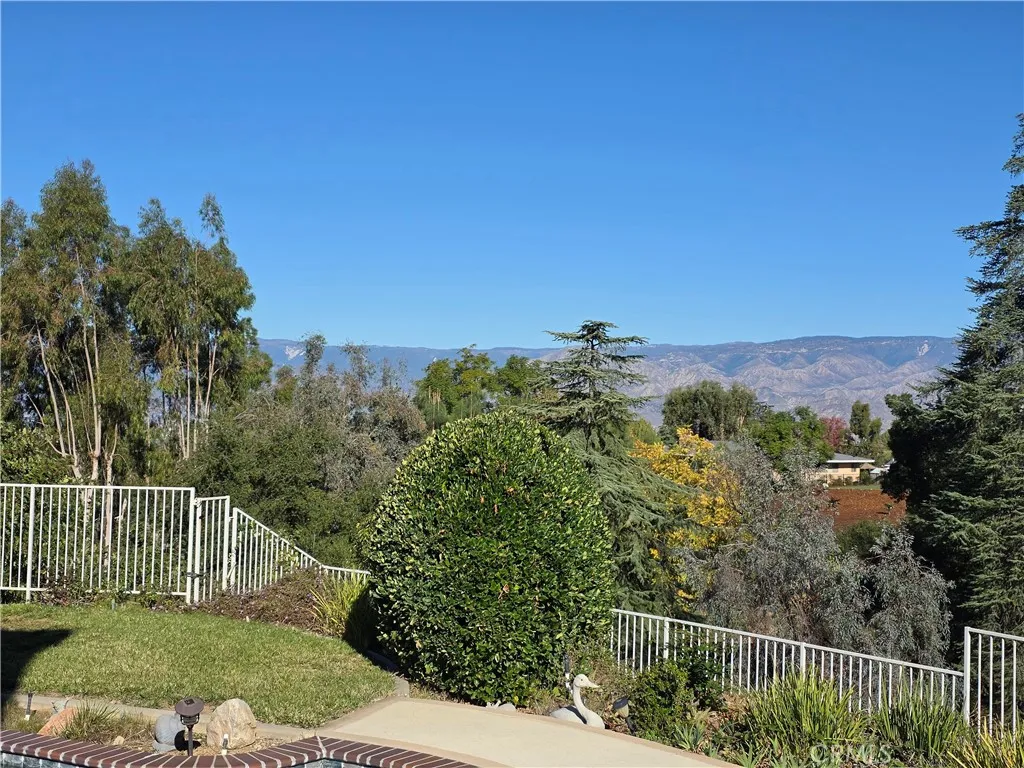 Additional image 3 of 1911 Country Club Drive, Redlands, CA 92373
