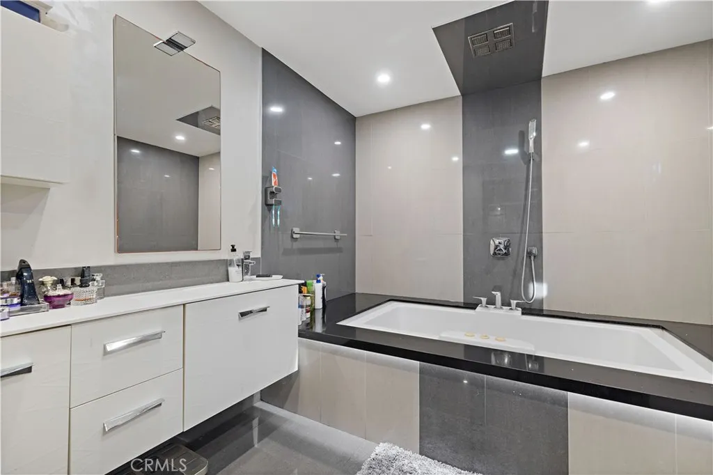 Additional image 98 of 7807 Stansbury, Panorama City, CA 91402