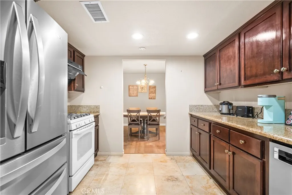 Additional image 13 of 691 S Sally Lee Ave, Azusa, CA 91702