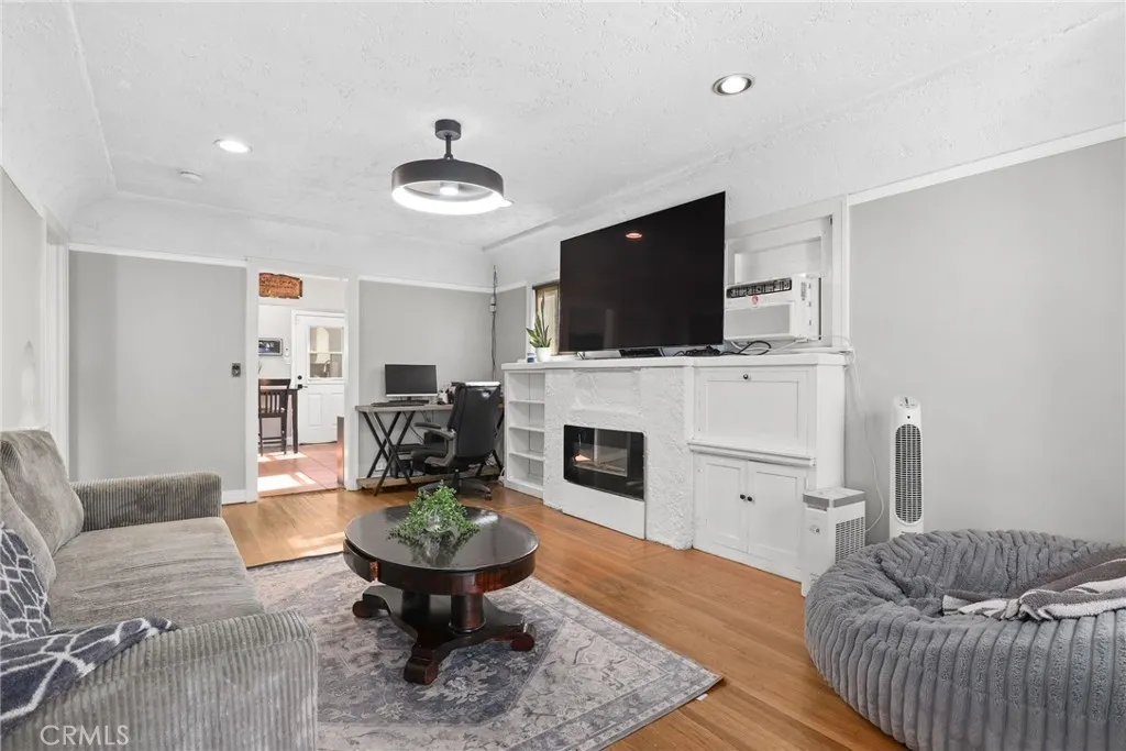 Additional image 26 of 5590 Lewis Ave, Long Beach, CA 90805