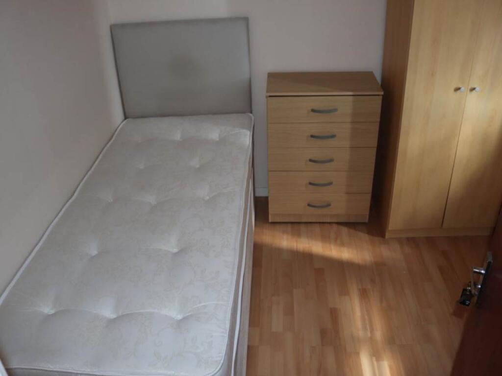 Additional image 8 of Furzen Crescent, Hatfield, Hertfordshire