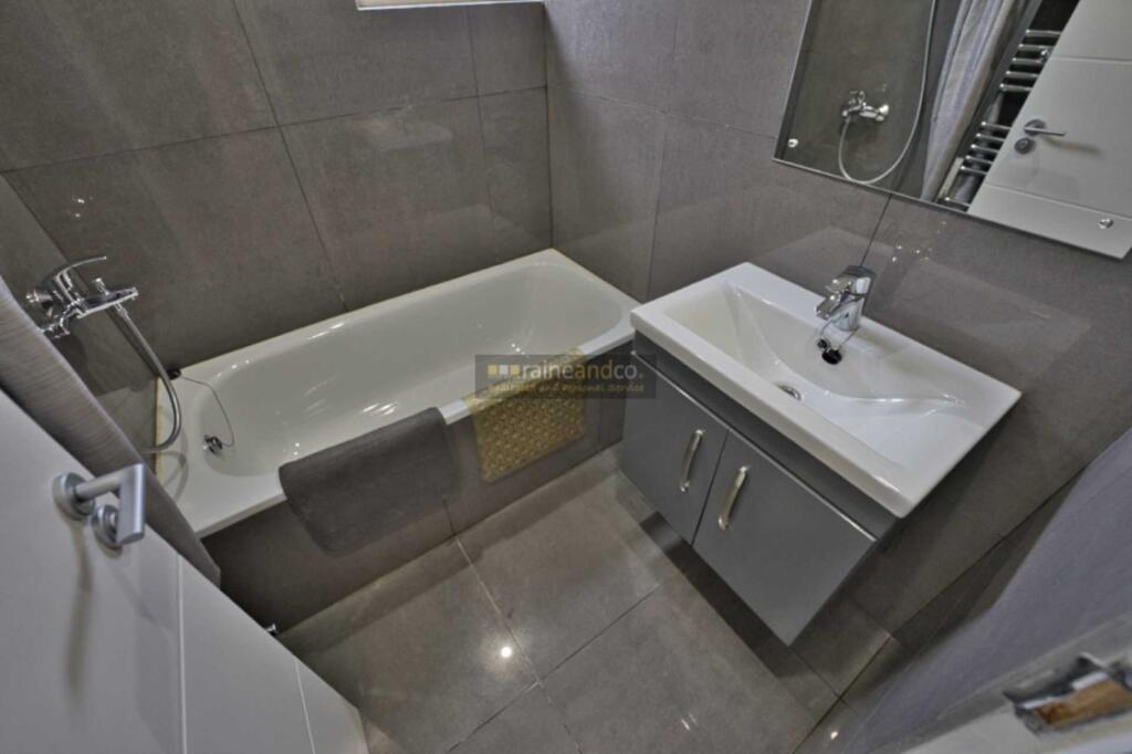 Additional image 17 of Travellers Lane, Hatfield