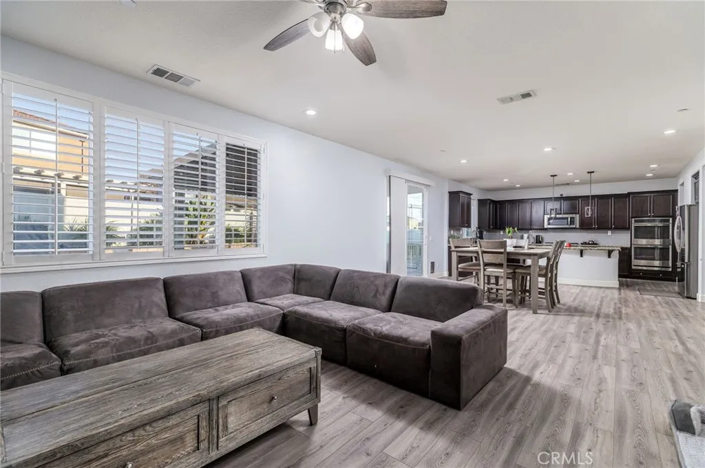 Additional image 16 of 873 Santona Court, Perris, CA 92571