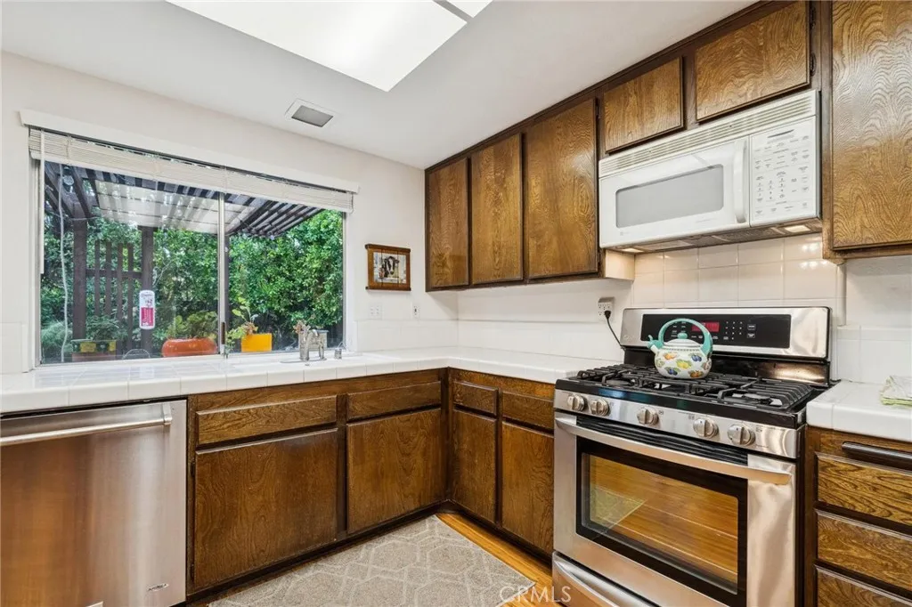 Additional image 14 of 22714 Stagg, West Hills, CA 91304